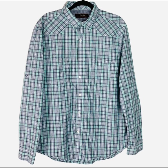 SOLD🎈Men’s Button Down XL Shirts Bundle Of 3 - Picture 2 of 15